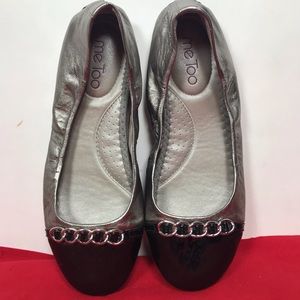 Me Too Two Toned Flats 7 EUC